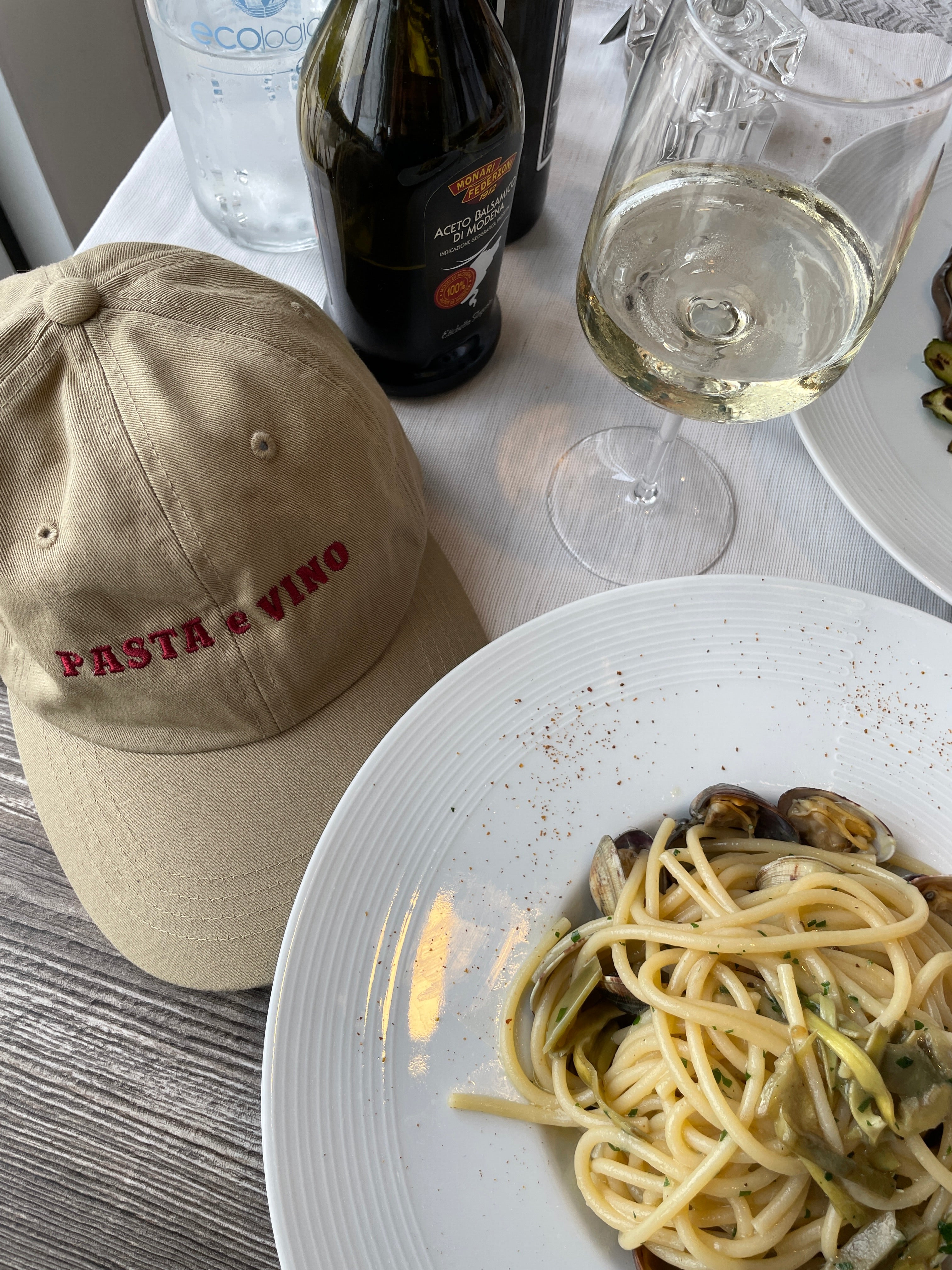 Pasta e Vino Cap
