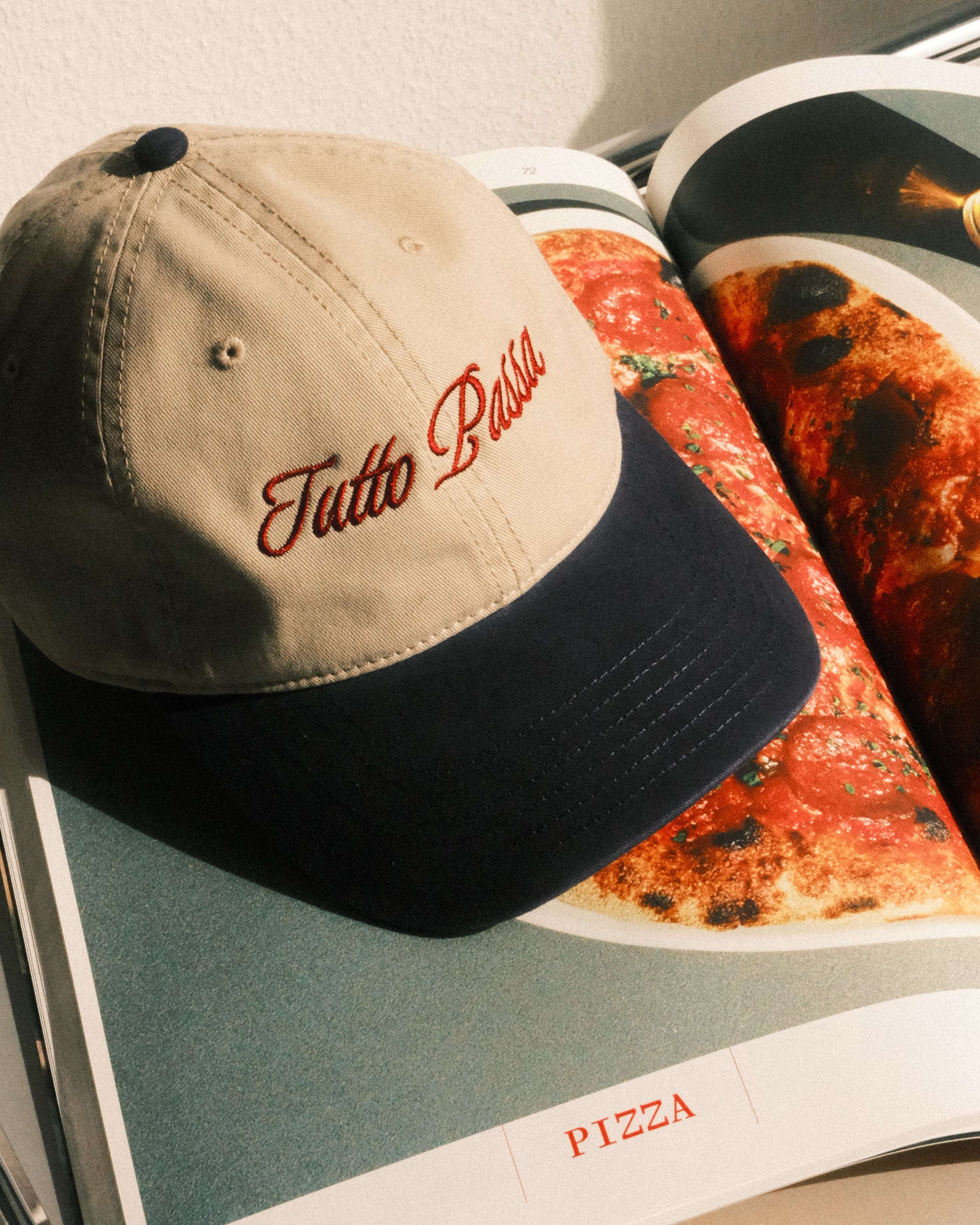 Tutto Passa - Vintage Baseball Cap